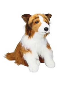 Sitzender Langhaar Collie Kuscheltier Hund in der Farbkombi Goldbraun-Wei&szlig;.