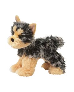 Douglas Cuddle Toys kleiner stehender Kuscheltier Yorkshire Terrier Hund in der Farbkombi Grau und Hellbraun.